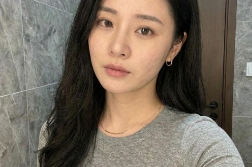 详细阅读:明明只是戏子却把自己当大腕论“耍大牌”这5位明星够丢人 明明只是戏子却把自己当大腕论“耍大牌”这5位明星够丢人